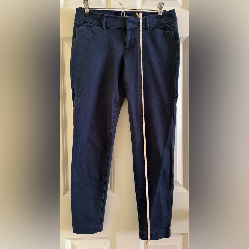 Old Navy Pixie Ankle Pants In Navy